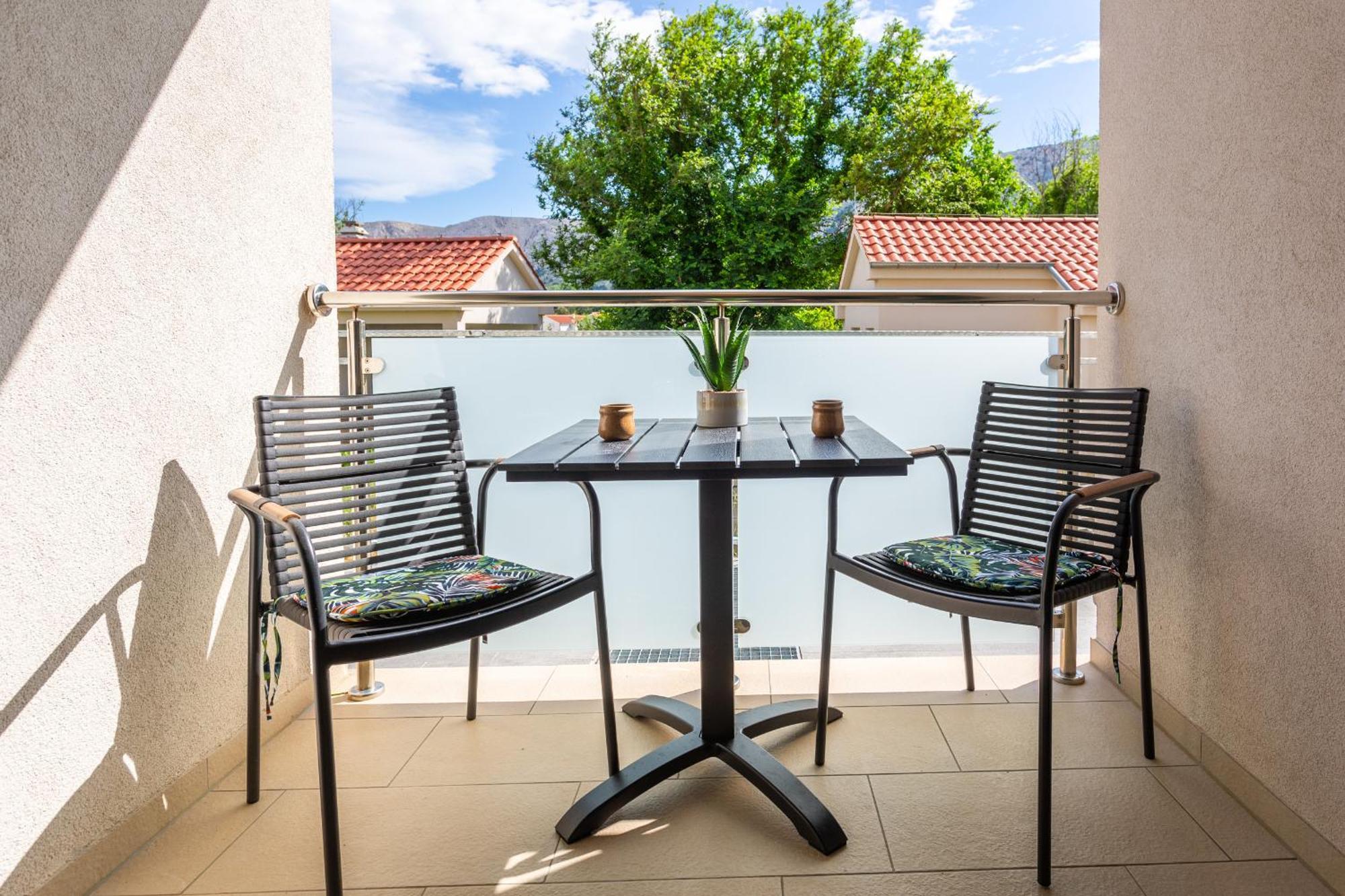 Divine Apartments Baska  Bagian luar foto
